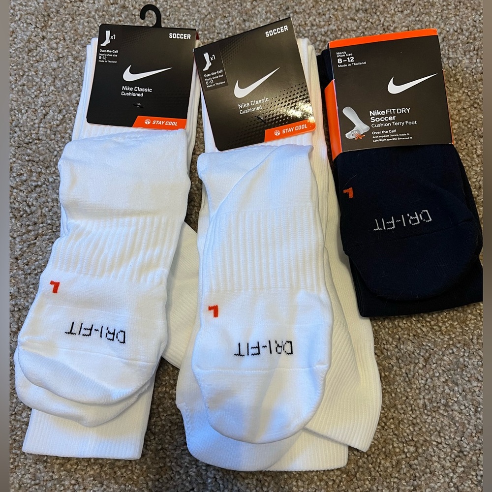 3 pair men’s Nike soccer socks. Fits men’s shoe size 8-12. New in package.